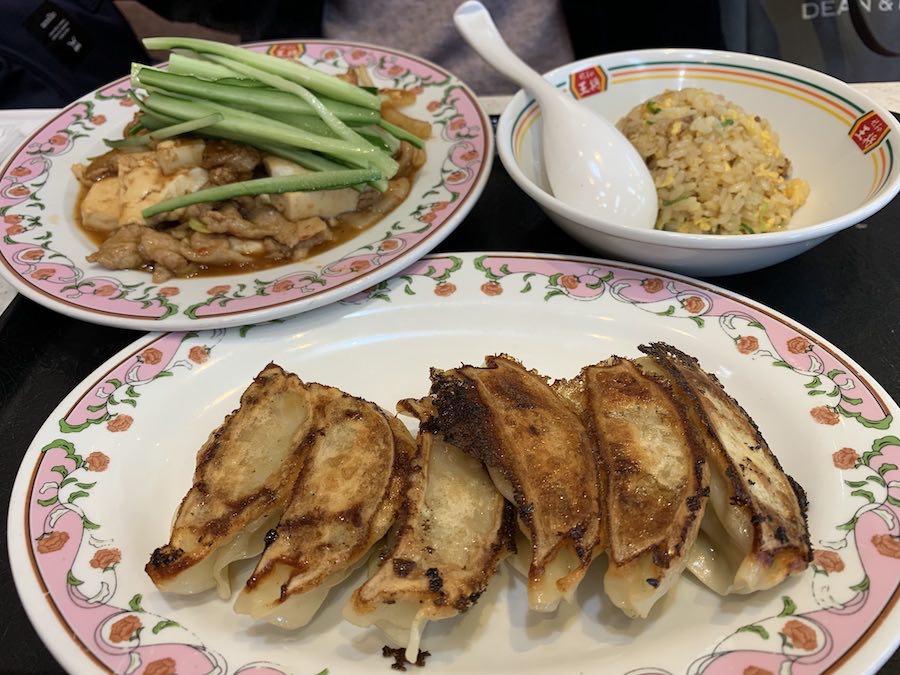 からし焼きと餃子チャーハン